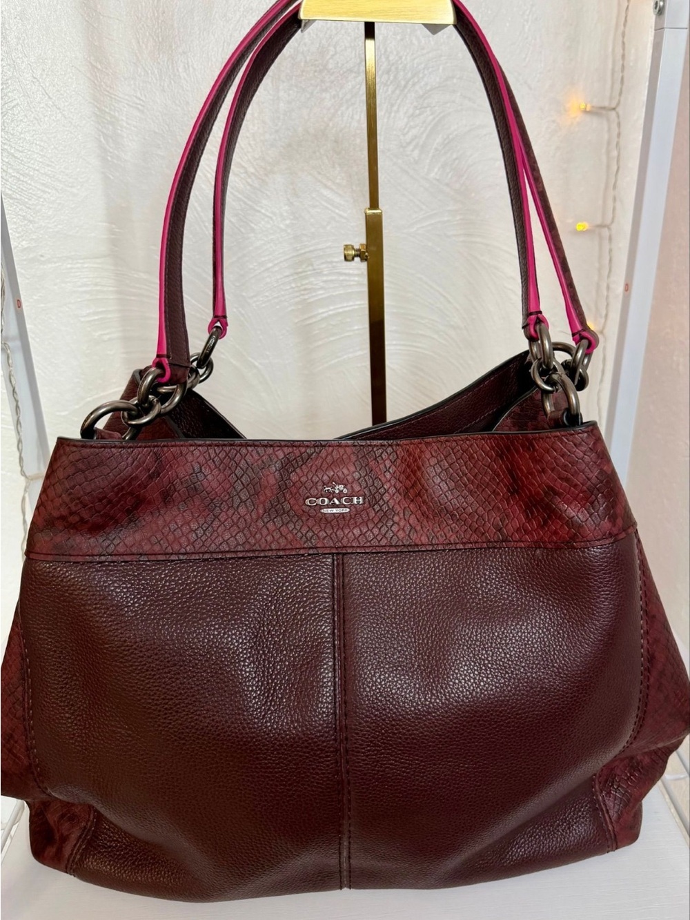 Oxblood/burgundy snakeskin coach lexy shoulder bag